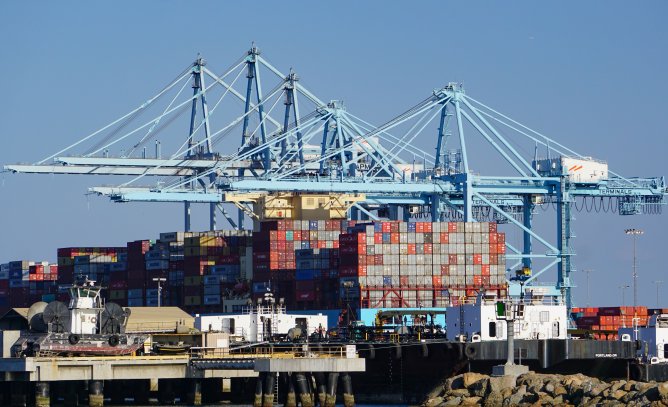 Cranes in cargo port